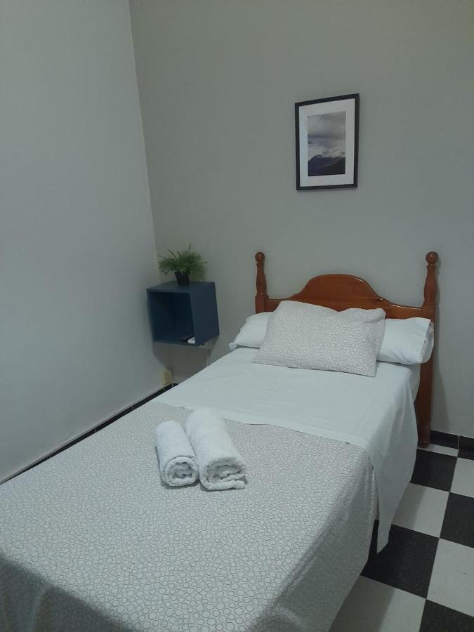 Pension Hidalgo 2 Utrera Dış mekan fotoğraf