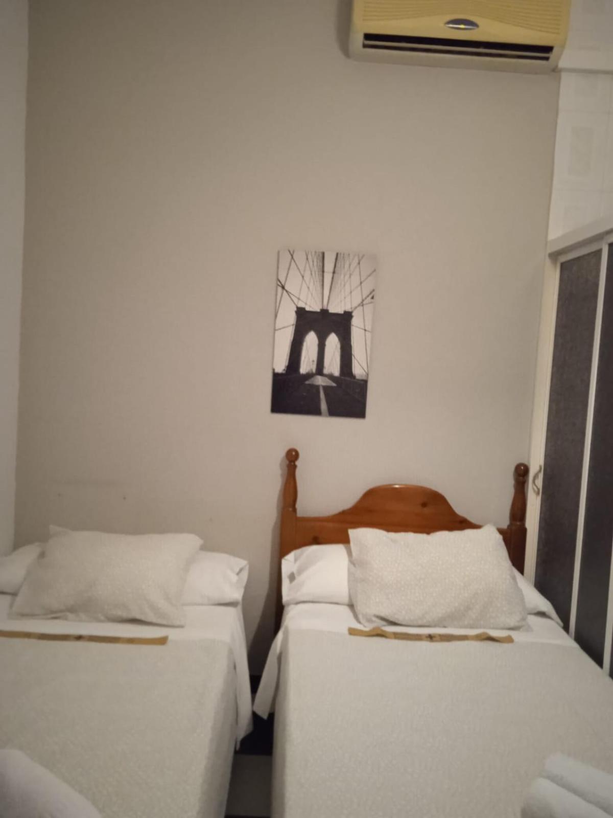 Pension Hidalgo 2 Utrera Dış mekan fotoğraf